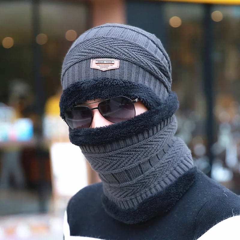 Sale Offer - 1 Warm Hat and 1 Neck Warmer Collar - 2 Items - Image 5