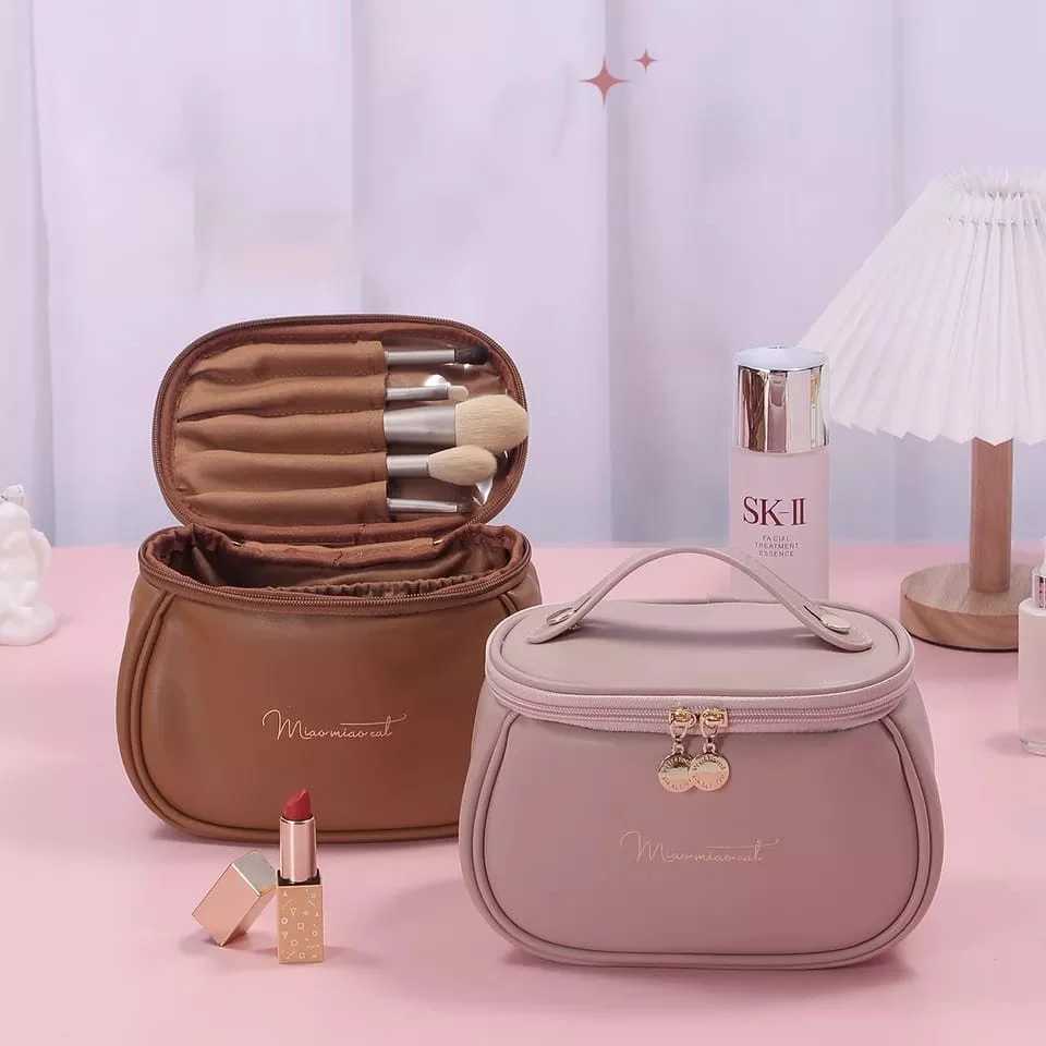Leather Cosmetic Bag | Makeup Bag | Portable Cosmetic Bag | Travel Makeup Organizer